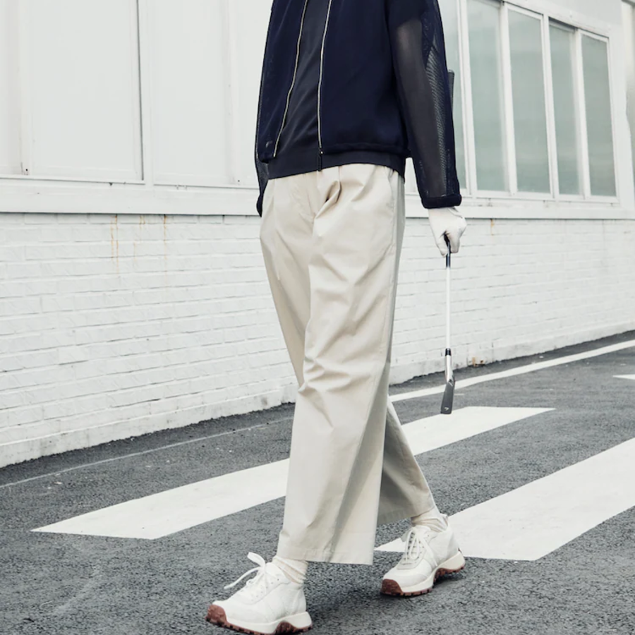 KUHO [Summer Icon Slacks] [Golf] Daily Use Tapered Tuck Pants – Beige