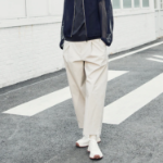 KUHO [Summer Icon Slacks] [Golf] Daily Use Tapered Tuck Pants – Beige