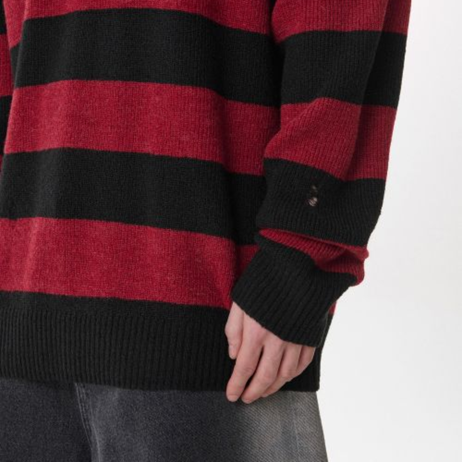 90s Grunge Stripe Crew Neck Knit [Black/Red]