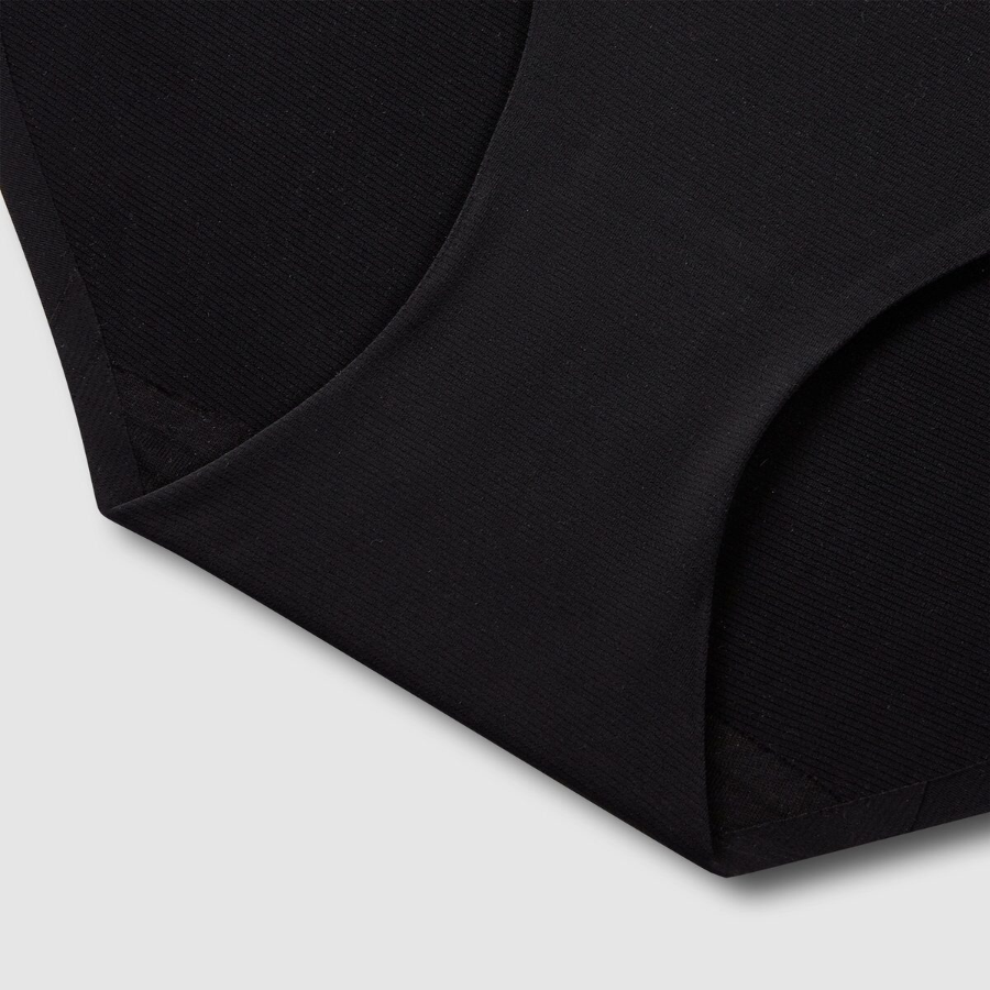 JAJU Rayon No-Line Hip-Hugger Panty (Black) — лёгкость и невидимость в каждом движении