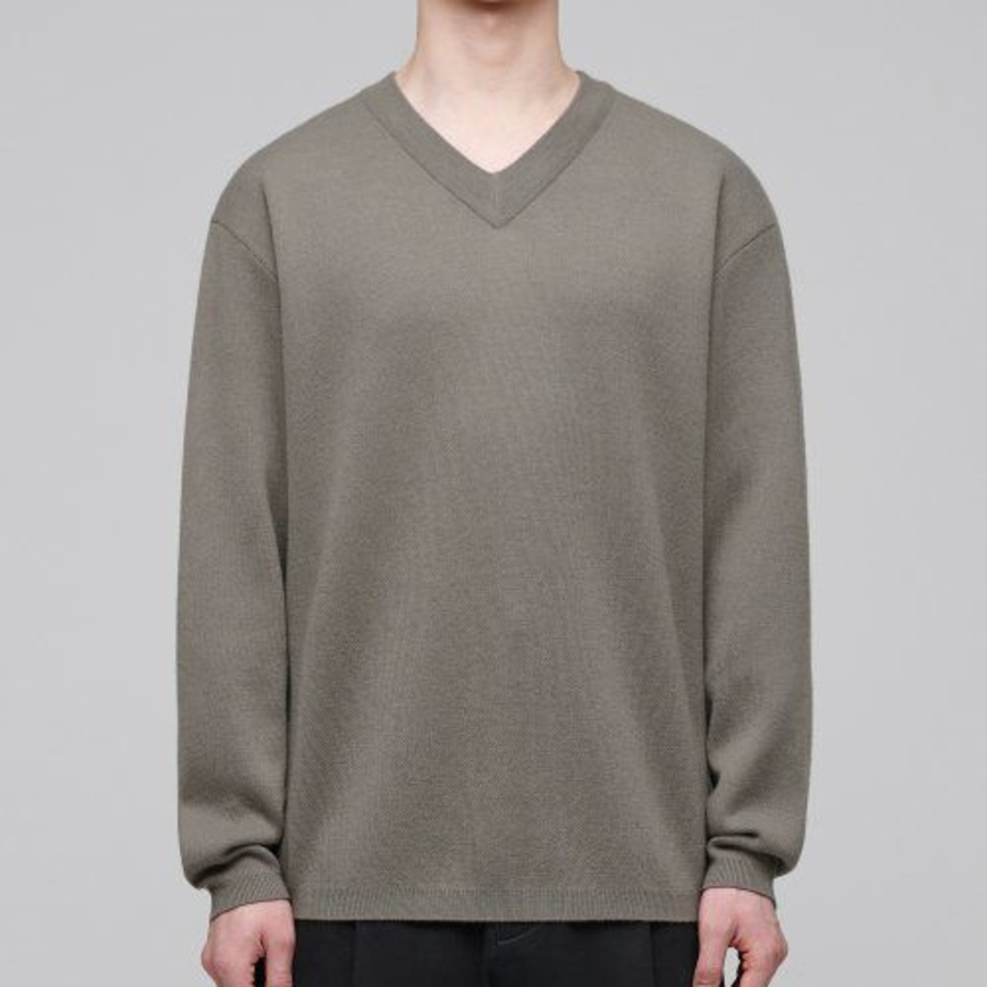 Minimal V-Neck Knit [Dusty Beige]