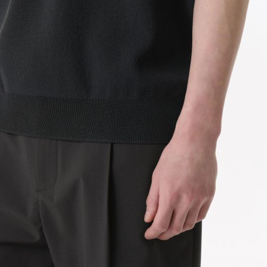 Cool Touch Crew Neck Short-Sleeve Knit [Dark Grey]