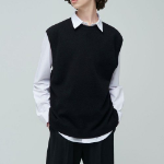 Lambswool Crew Neck Knit Vest [Black]