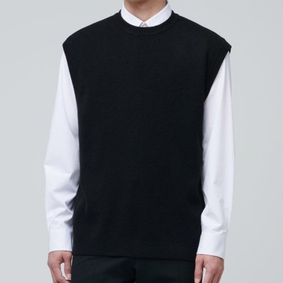 Lambswool V-Neck Knit Vest – Black