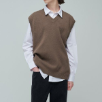 Lambswool V-Neck Knit Vest – Mocha (2100449)