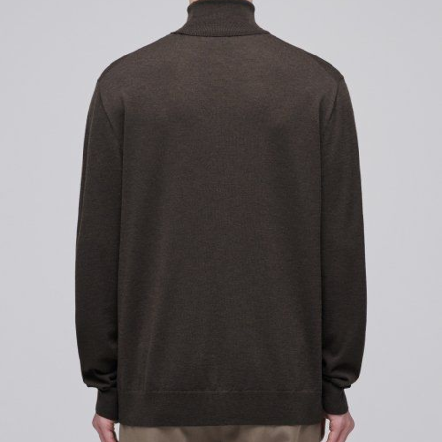Merino Wool Blend High Gauge Turtleneck Knit [Dark Brown]