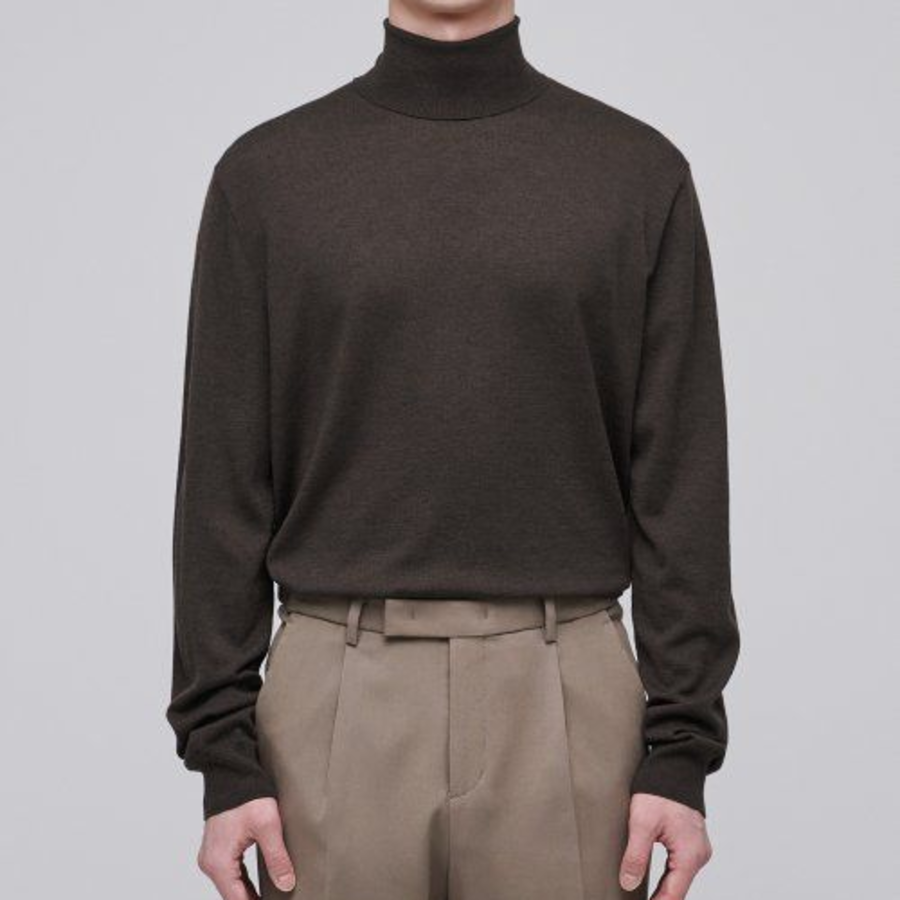 Merino Wool Blend High Gauge Turtleneck Knit [Dark Brown]