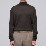 Merino Wool Blend High Gauge Turtleneck Knit [Dark Brown]