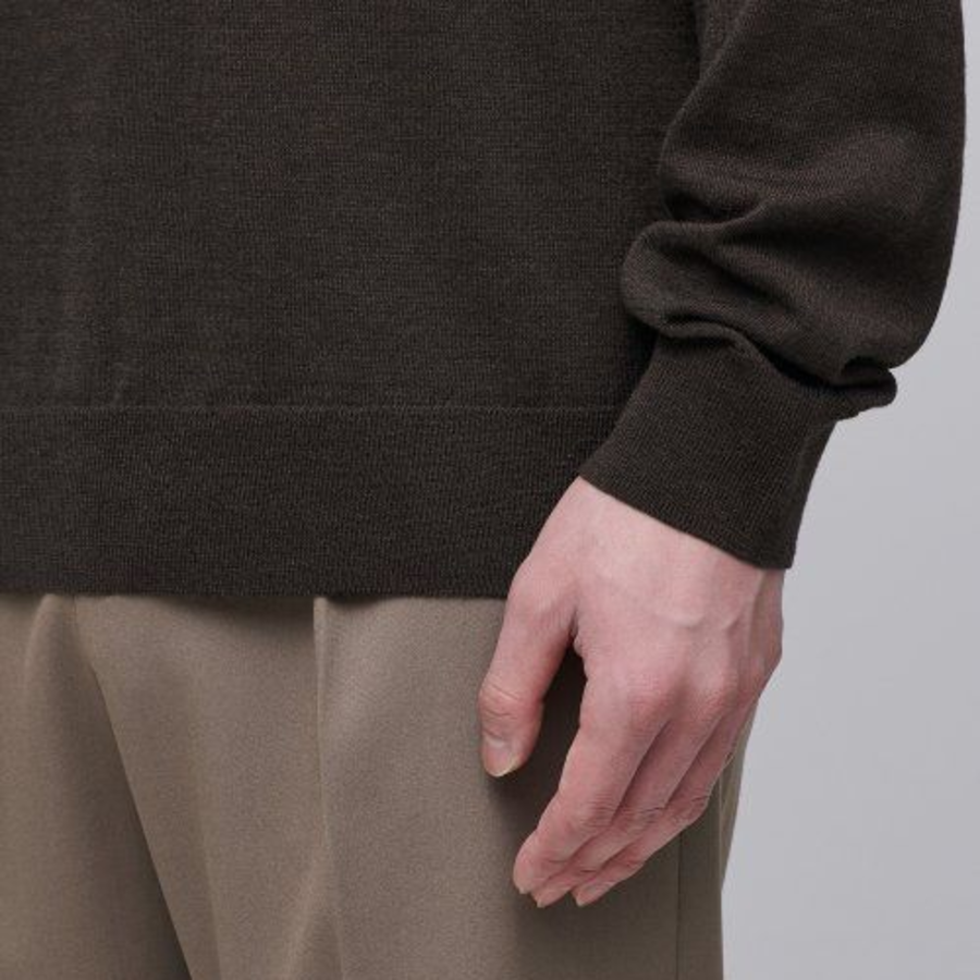 Merino Wool Blend High Gauge Turtleneck Knit [Dark Brown]