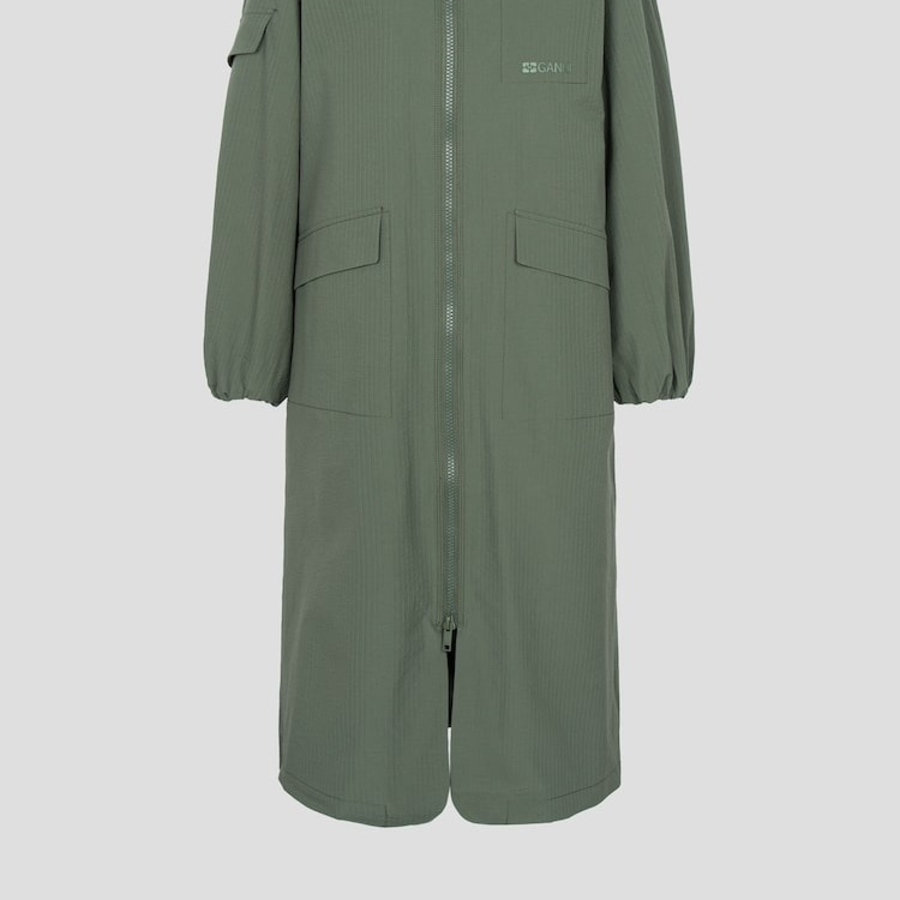 GANNI Tech Seersucker Oversized Shell Coat – Beetle