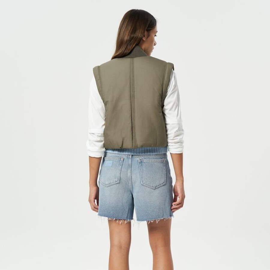 GANNI Quilt Short Vest – Black