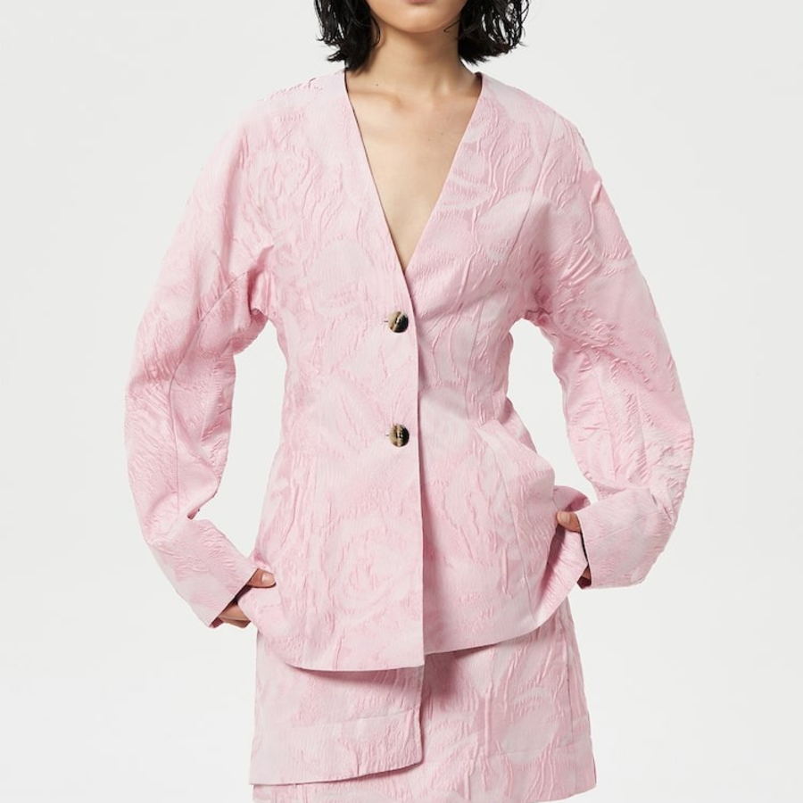 GANNI Textured Cloqué Curve Sleeve Blazer – Bleached Mauve