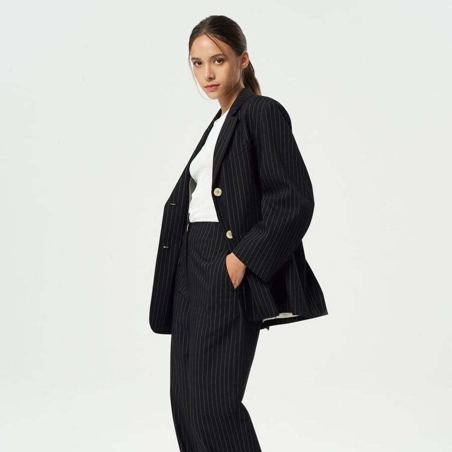 GANNI Stripe Suiting Boxy Blazer – Black
