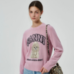 GANNI Graphic Wool Mix Poodle Crewneck – Light Pink