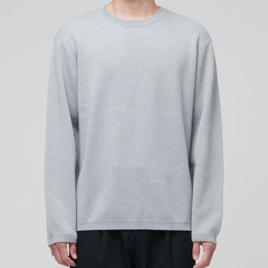 Minimal Crew Neck Knit — Light Grey