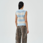 Полосатый вязаный жилет из хлопковой смеси Cotton Mix Striped Vest – Soft Chambray