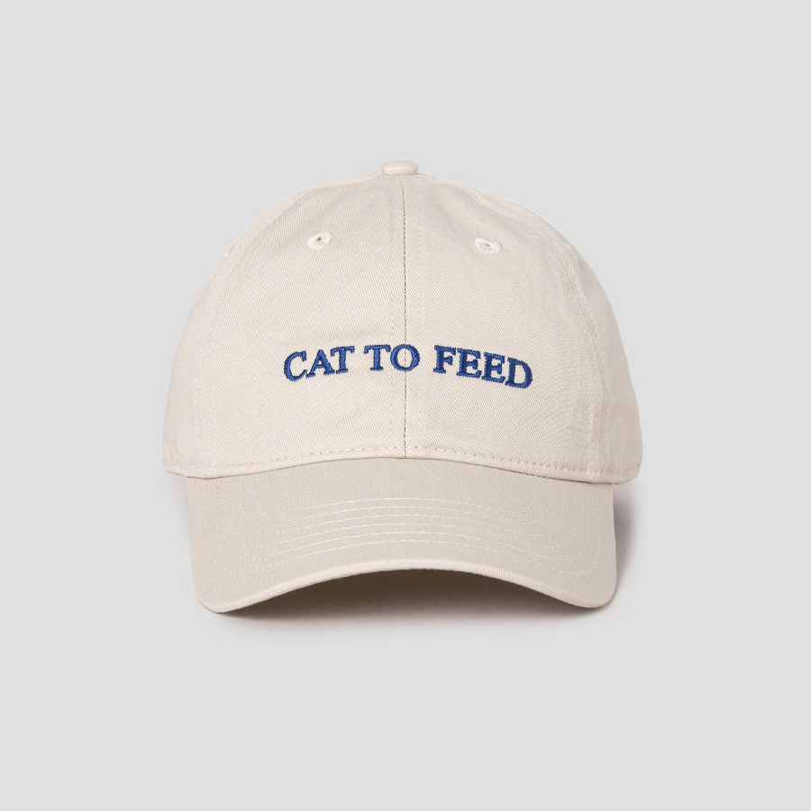 10 CORSO COMO – кепка Cat To Feed Hat (Beige + Blue Embroidery)