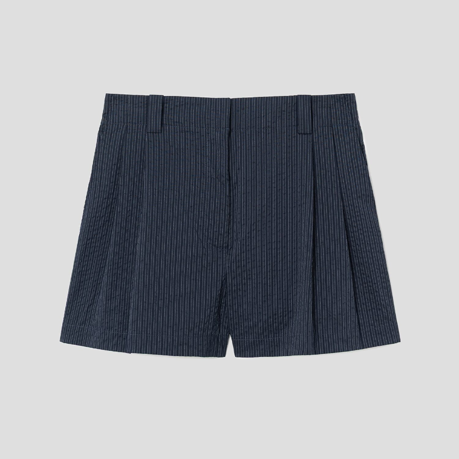 Maison Kitsune Women Casual Pleated Shorts - Navy