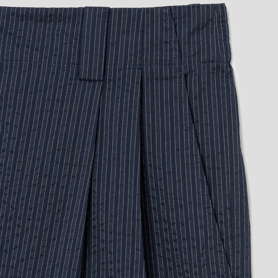 Maison Kitsune Women Casual Pleated Shorts - Navy