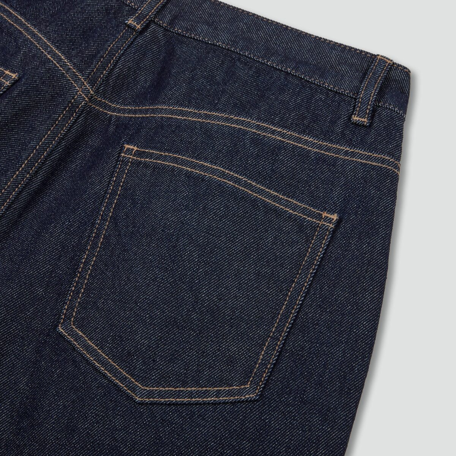 JAJU Denim Bermuda Pants (Navy) — универсальный деним в повседневной интерпретации