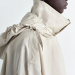 LEMAIRE – Light Hooded Trench