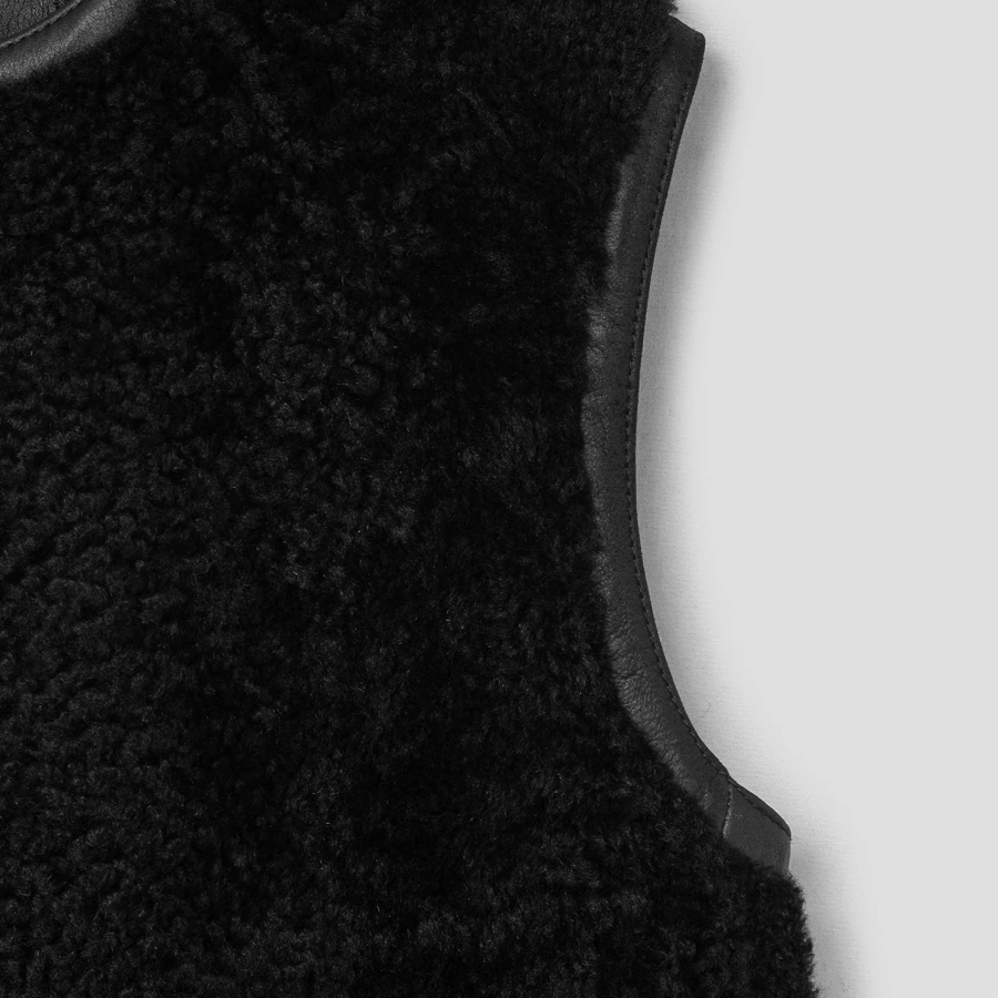 Theory Women Curl Shearling Vest - Black