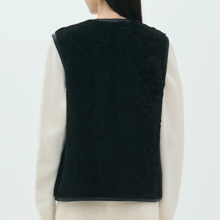 Theory Women Curl Shearling Vest - Black