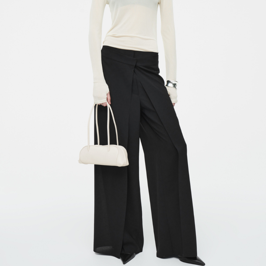 COS EASTSIDE Mini Bowling Bag – Leather White