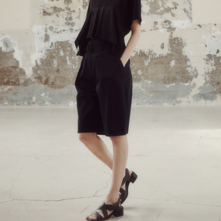 KUHO Cotton Belted Bermuda Pants - Navy