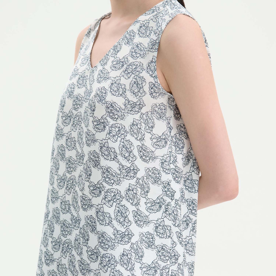 Theory Women Poly Georgette V-Neck Slit Blouse - Navy Multi