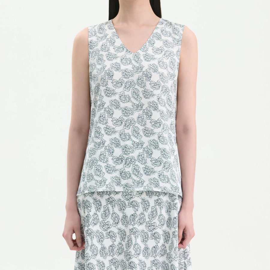 Theory Women Poly Georgette V-Neck Slit Blouse - Navy Multi