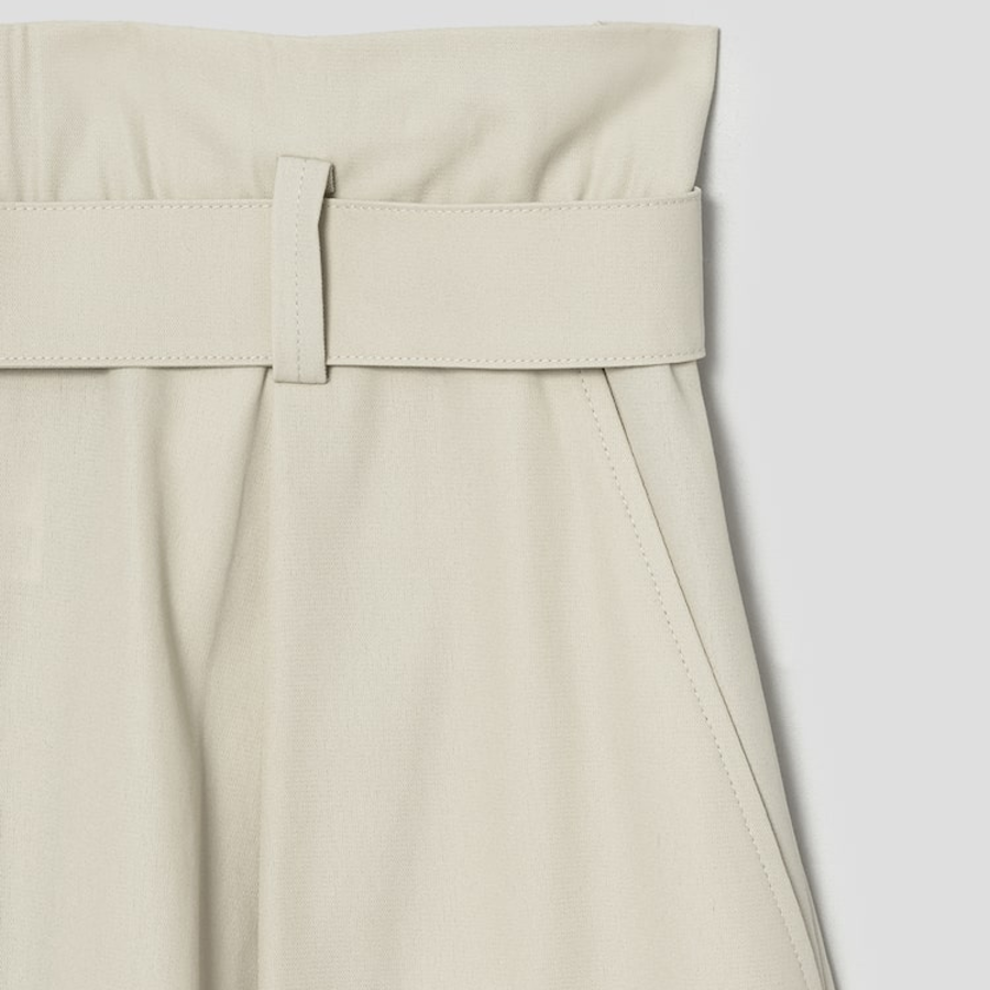 KUHO Cotton Belted Bermuda Pants - Beige