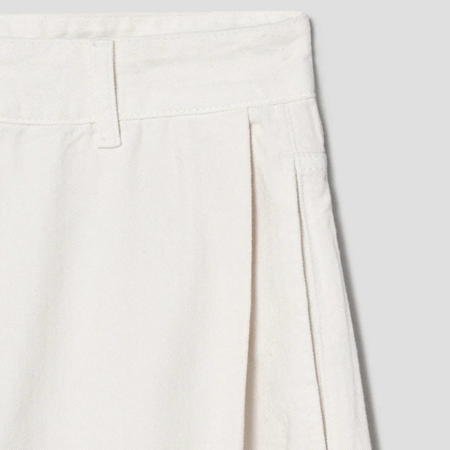 KUHO Tuck Detail Wide Fit Denim Pants - Ivory