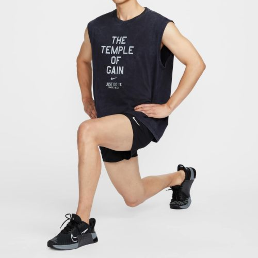 Sleeveless T-Shirt M — Black