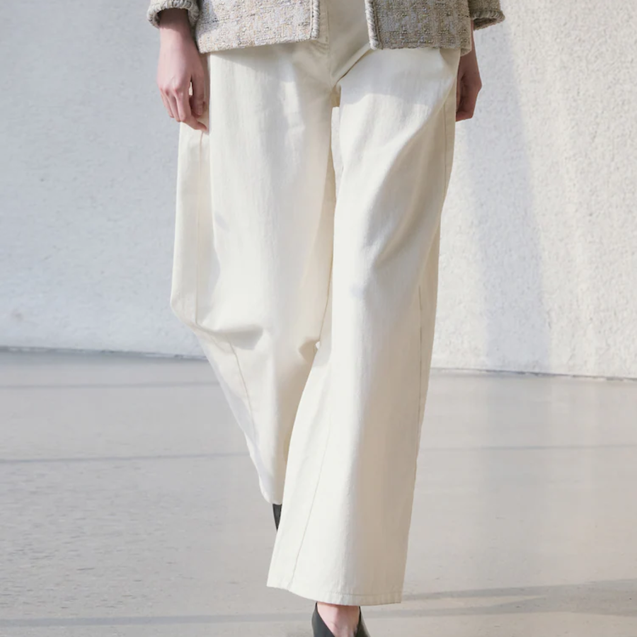 KUHO Tuck Detail Wide Fit Denim Pants - Ivory