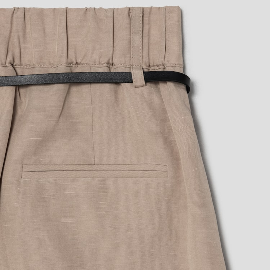 KUHO [Summer Icon Slacks] Belted Bermuda Pants - Beige