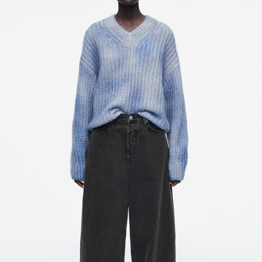 COS – Spray-Effect Mohair V-Neck Sweater