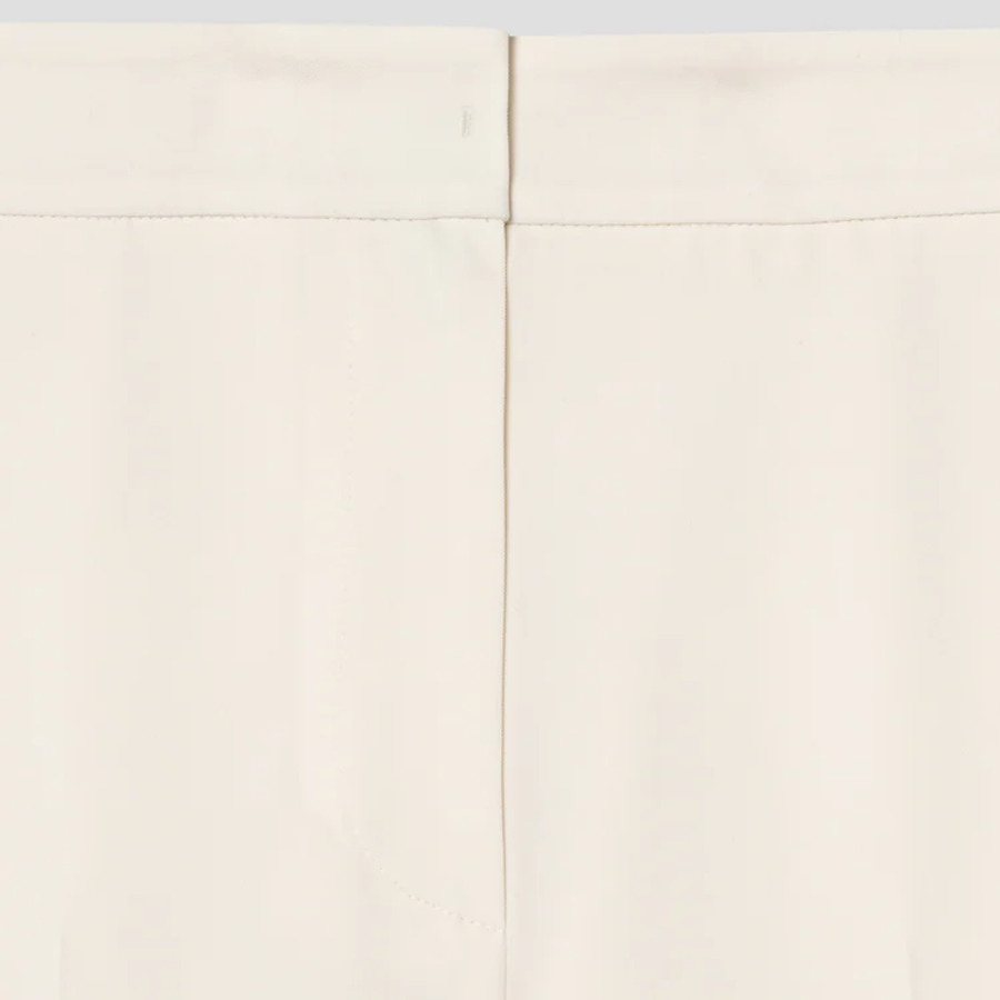 KUHO Capri Tapered Fit Pants - Ivory