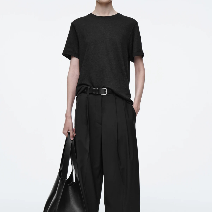 COS – Crewneck Linen T-Shirt