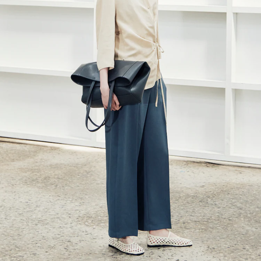 KUHO Wide-Fit Pants – Grey