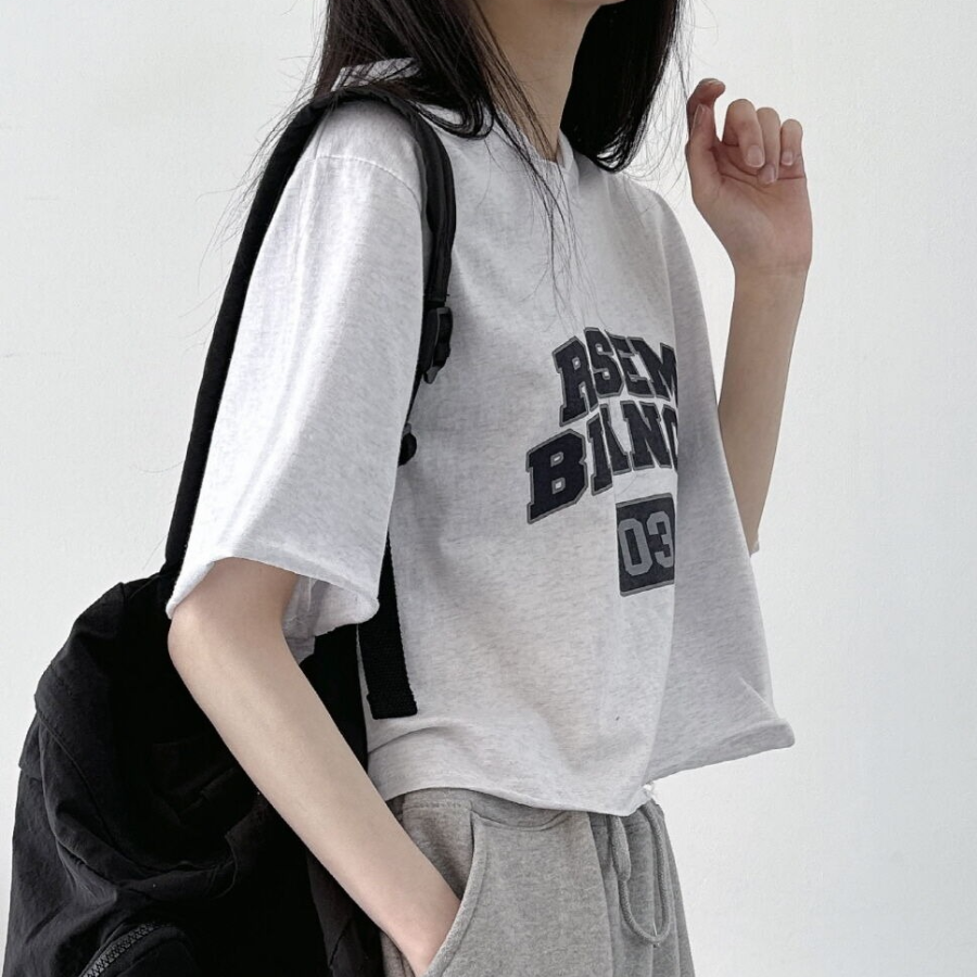 Resem Blance – укороченная худи-футболка с необработанным краем