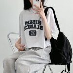 Resem Blance – укороченная худи-футболка с необработанным краем