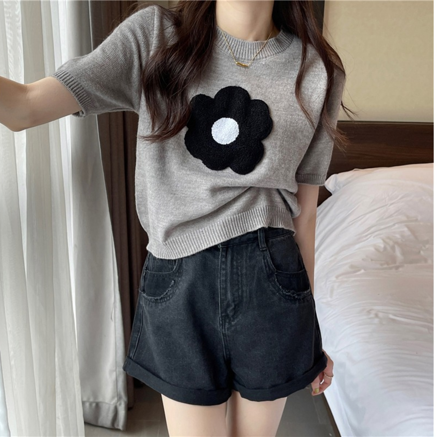 LATEN – Flower Short Sleeve Knit