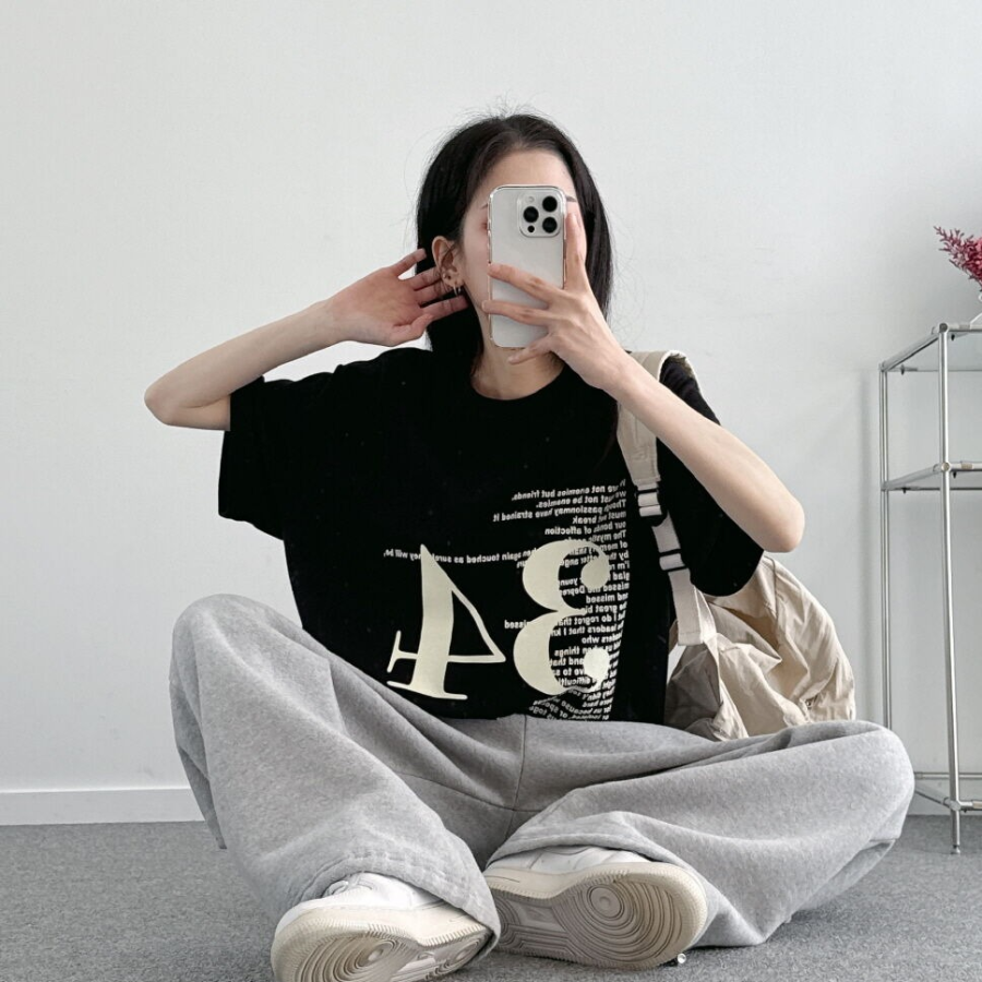 Loosefit 34 Lettering Boxy Short Sleeve T-Shirt