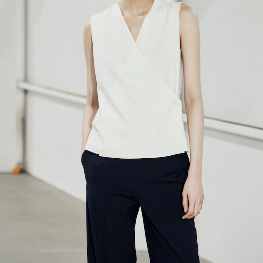 KUHO [Edit] Side Button Blouse - White