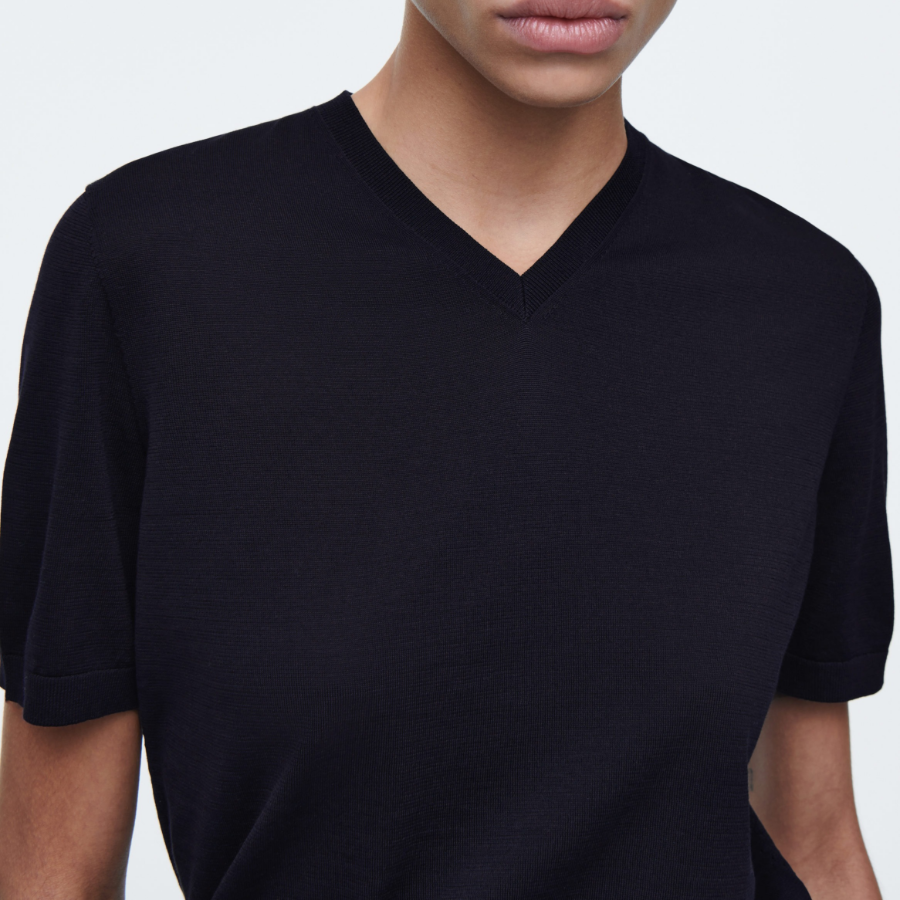 COS – Knitted Cotton V-Neck T-Shirt