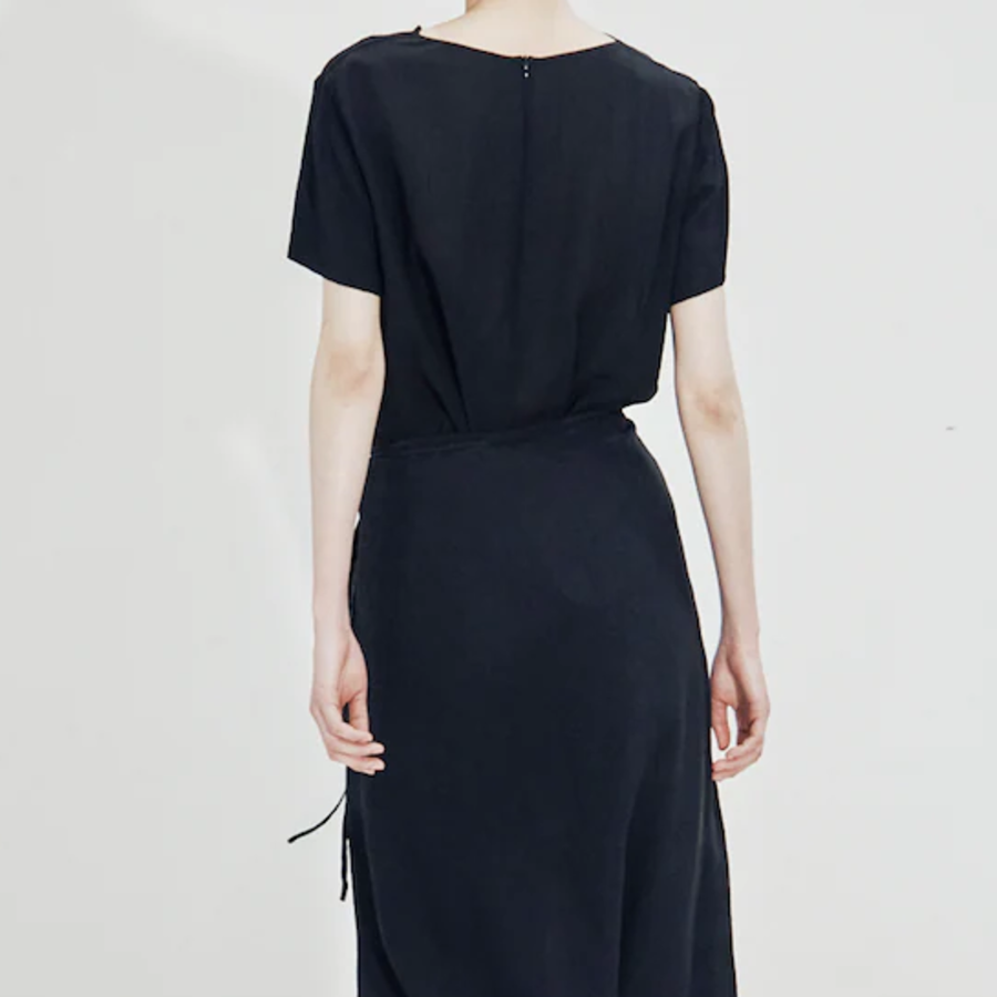 KUHO [Crease Series] Cowl Neck Short-Sleeve Blouse - Black