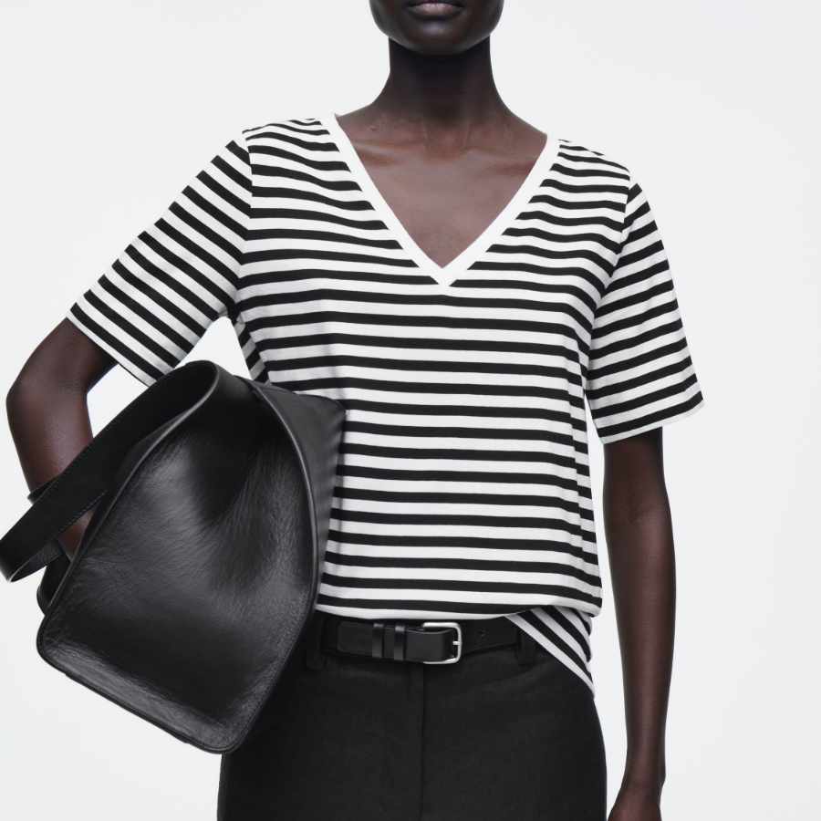 COS – 24/7 Regular V-Neck T-Shirt