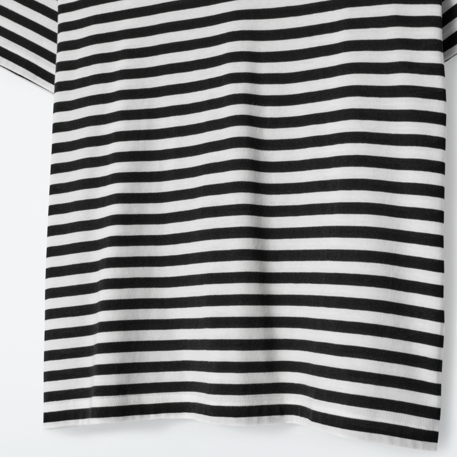 COS – 24/7 Regular V-Neck T-Shirt