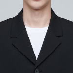 Oversized Crop Blazer — Black